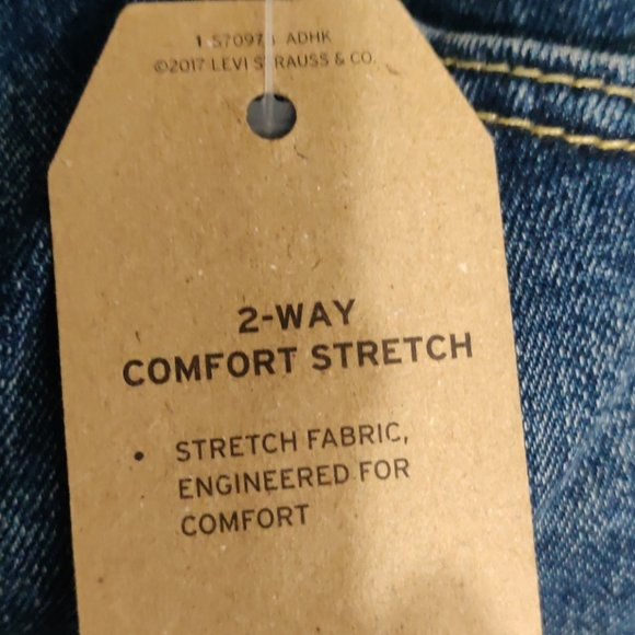 Levi's® Men's 550™ Relaxed Fit Jeans - Picture 5 of 8